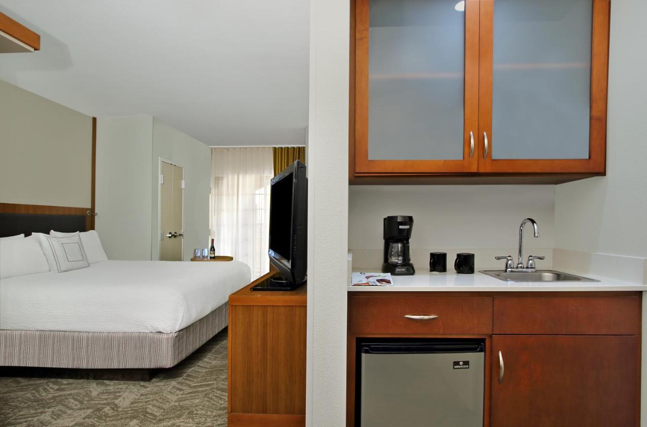 SpringHill Suites by Marriott Madera Exteriör bild