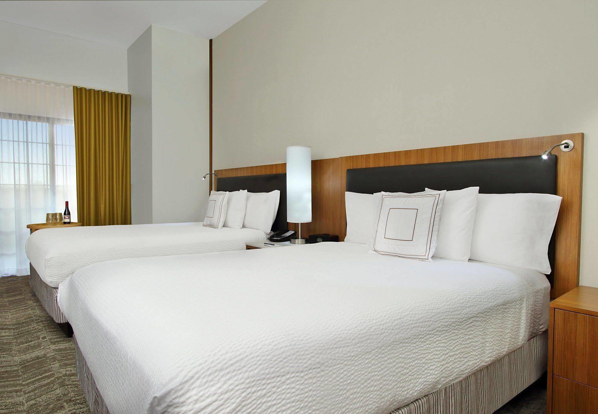 SpringHill Suites by Marriott Madera Exteriör bild